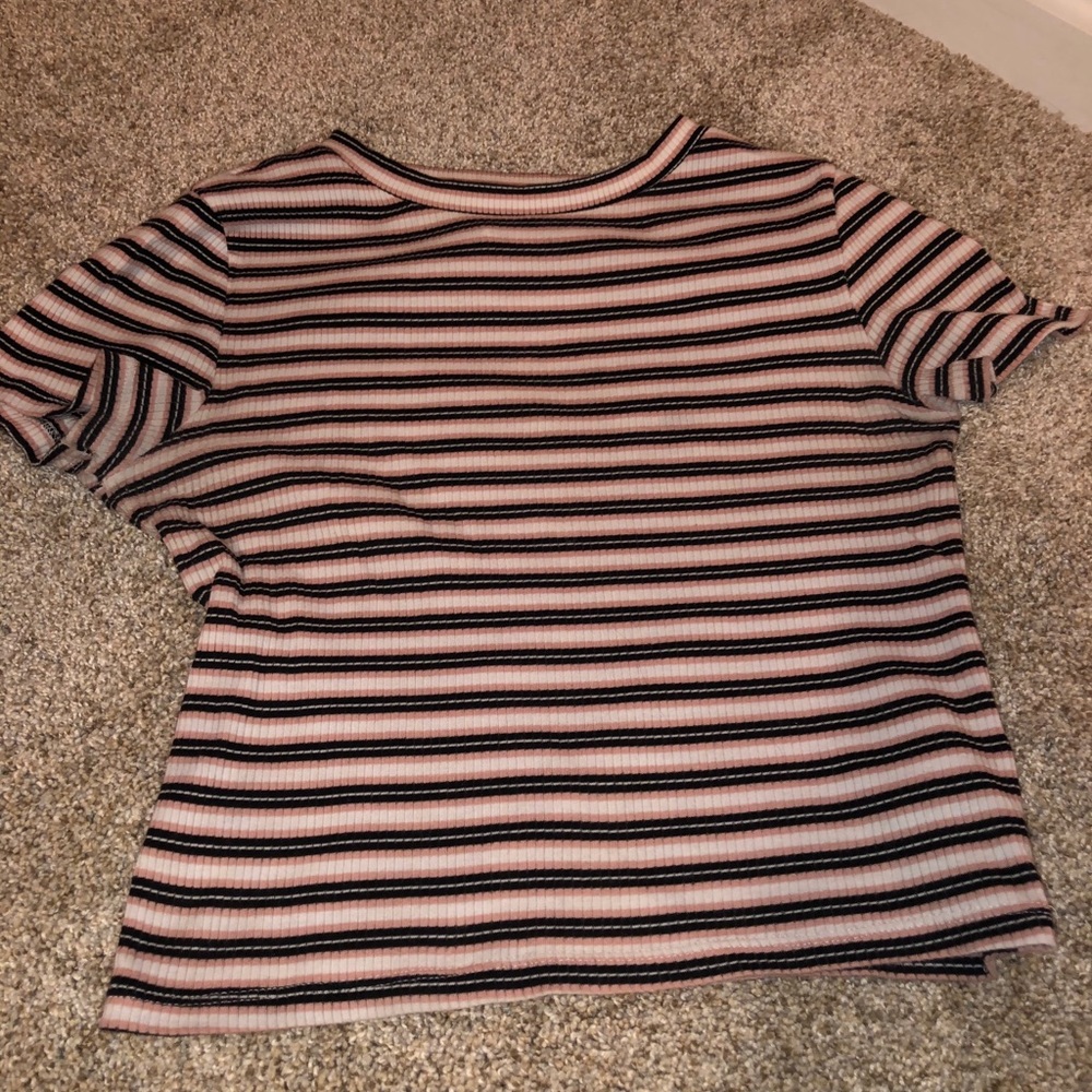 cropped tee